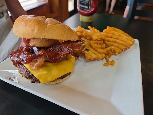 Halftime Bar & Grill
